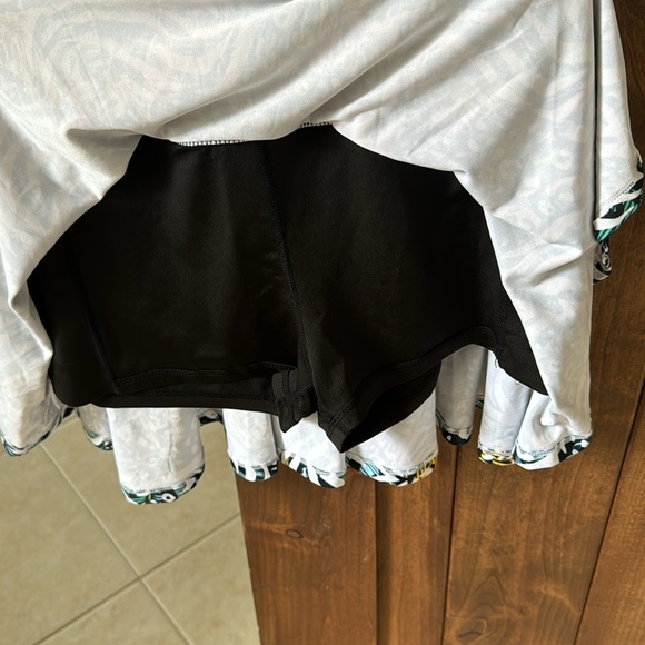 Tennis/pickleball skort - Picture 2 of 2